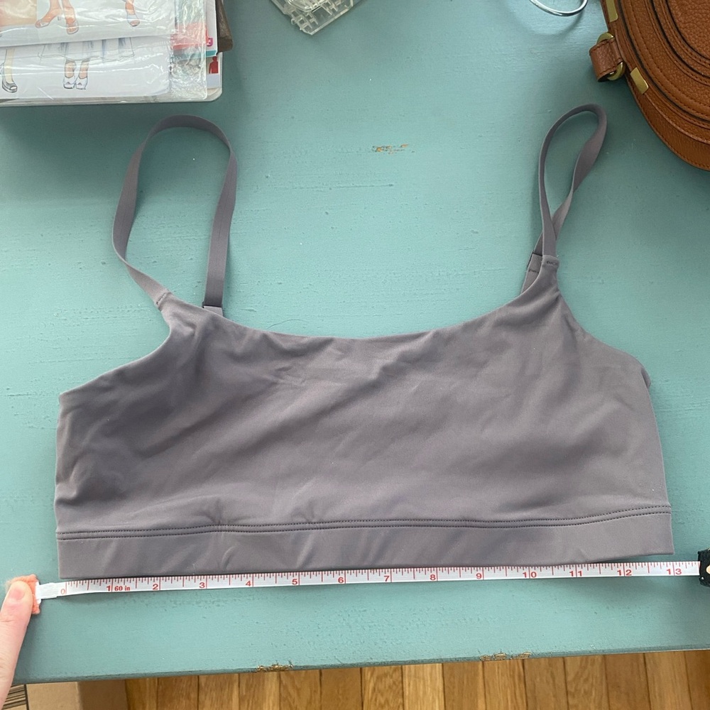 Everlane the invisible square neck bralette plum grey S - Picture 3 of 4